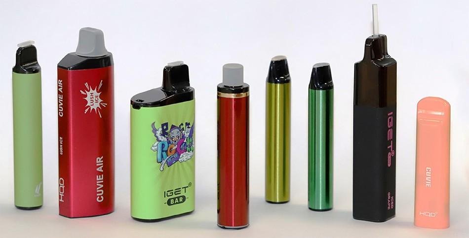 7 best-selling vapes in Australia for 2025 lined up on a table