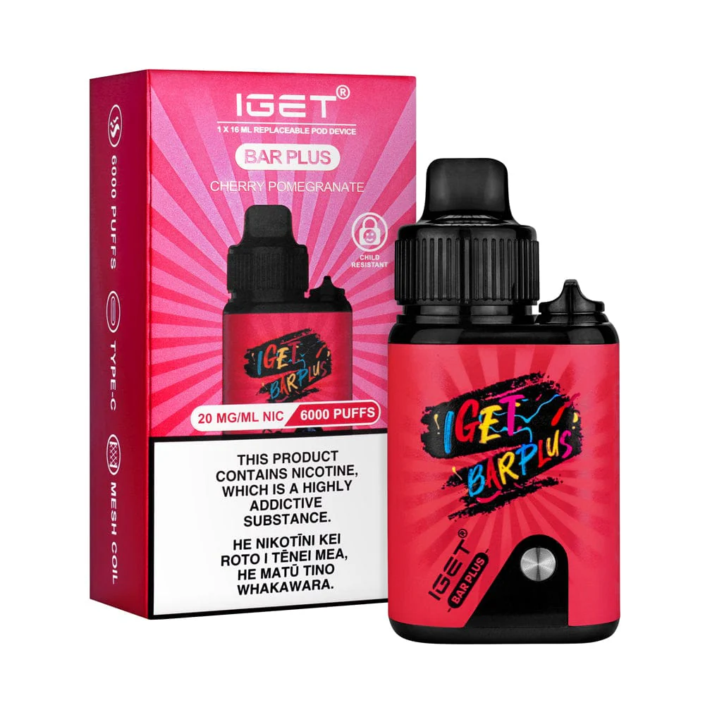 Aussies enjoying iGet AUS vape outdoors in Australia